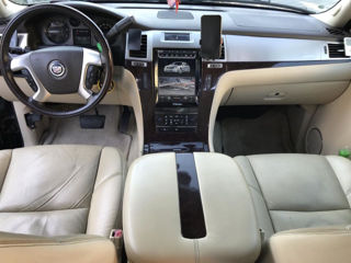 Cadillac Escalade foto 4