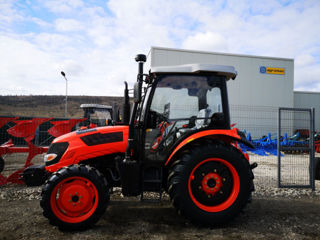 Tractor Agromax FL704C (70 CP)