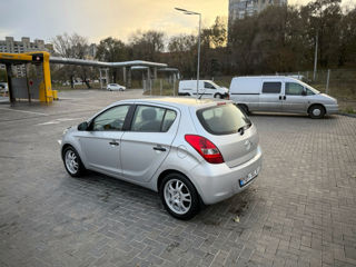 Hyundai i20 foto 3