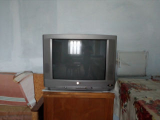 Телевизор LG 54 см В хорошем состоянии foto 2