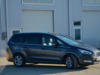 Ford Galaxy foto 2