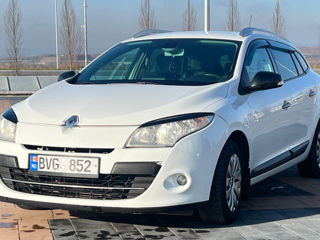 Renault Megane foto 2