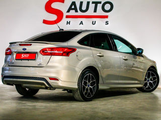 Ford Focus foto 2