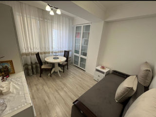 Apartament cu 2 camere, 61 m², Buiucani, Chișinău foto 2