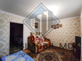 Apartament cu 2 camere, 44 m², Periferie, Ungheni foto 3