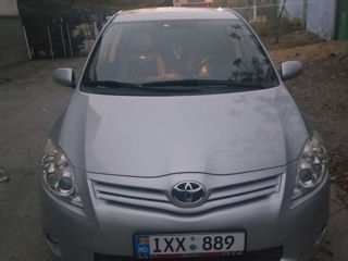 Toyota Auris foto 1