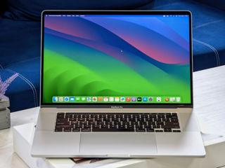 Как новый ! MacBook Pro 16 Retina 2020 (Core i7 9750H/32Gb DDR4/512Gb SSD/4Gb Radeon Pro 5300M/16")