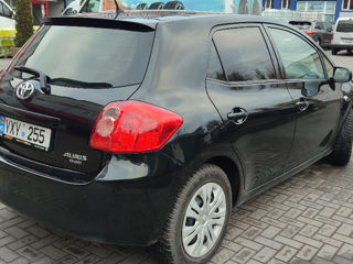 Toyota Auris foto 4