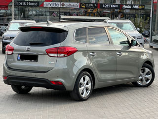 KIA Carens foto 5