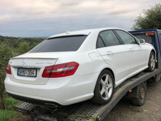 Mercedes E-Class foto 2