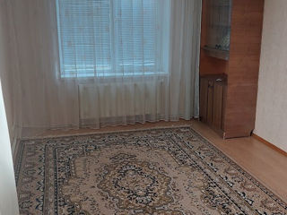 Apartament cu 3 camere, 60 m², Centru, Hîncești