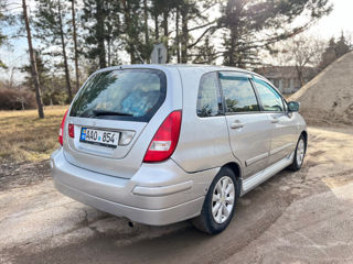 Suzuki Liana foto 3