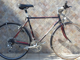 1-Peugeot Boston Er 28 Cro-Mo Columbus- Touring Trekking Gravel. 2-Canoga Deutsche Er 26 Alum Alloy