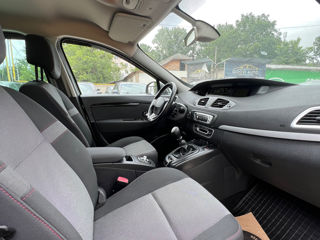 Renault Grand Scenic foto 8