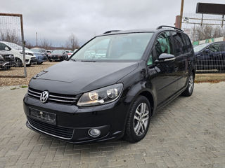 Volkswagen Touran foto 3