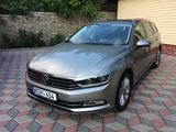 Volkswagen Passat foto 1