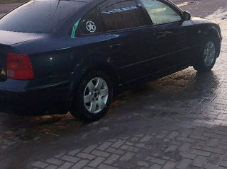 Volkswagen Passat foto 2