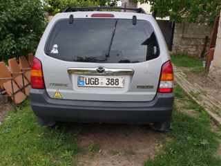 Mazda Tribute foto 5