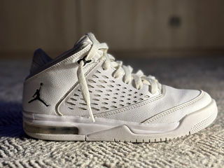 Nike Air Jordan 3 foto 4