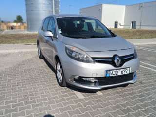 Renault Grand Scenic foto 2