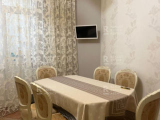 Apartament cu 2 camere, 70 m², Botanica, Chișinău foto 5