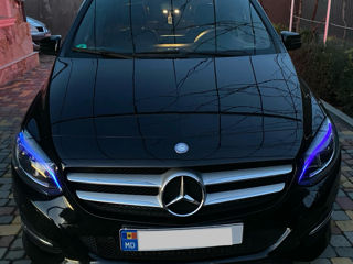 Mercedes B-Class foto 14