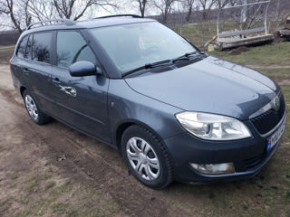 Skoda Fabia фото 3