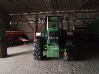 John Deere 6130D foto 8