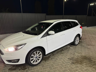 Ford Focus foto 2