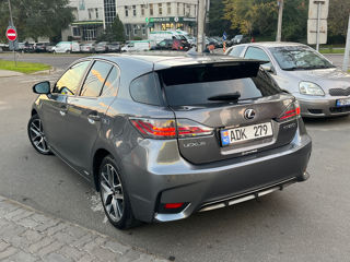 Lexus CT Series foto 4