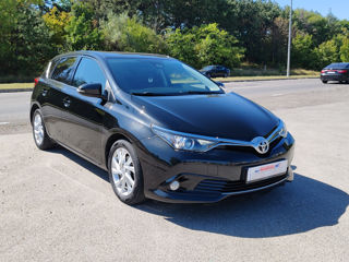 Toyota Auris foto 9