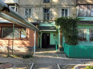 Apartament cu 3 camere, 52 m², Podul Chișinăului, Bălți foto 8
