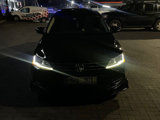 Volkswagen Jetta foto 4