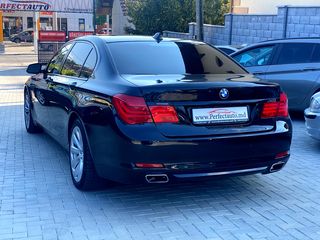 BMW 7 Series foto 4