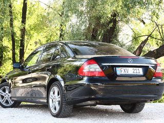 Mercedes E Class foto 3