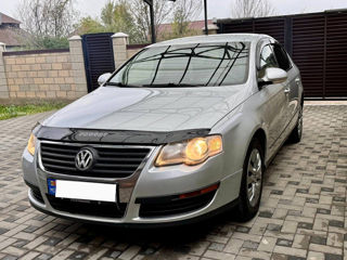 Volkswagen Passat foto 1