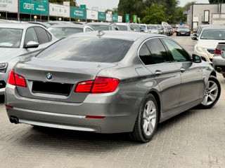 BMW 5 Series foto 3