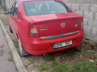 Dacia Logan foto 3