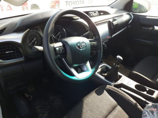 Toyota Hilux foto 10