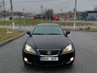 Lexus IS Series