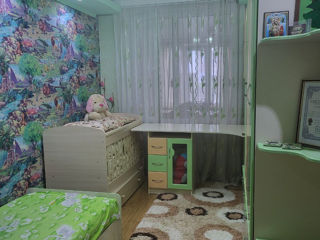 Apartament cu 4 camere,  Centru,  Rezina,  Rezina foto 7