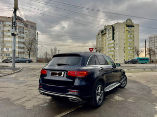 Mercedes GLC foto 4