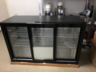 Барный холодильный шкаф, объемом 300