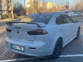 Mitsubishi Lancer foto 4