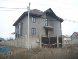 Casa 3 etaje-Cricova,6ari,365 m2 la intrare in Cricova! foto 1