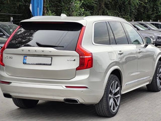 Volvo XC90 foto 8