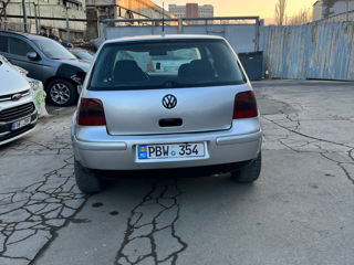 Volkswagen Golf foto 6