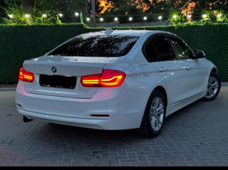 BMW 3 Series foto 7