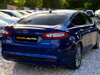 Ford Fusion foto 5