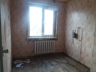 Spirin se vinde apartament cu 2 odai, etajul 5 din 5-19000 negociabil foto 5